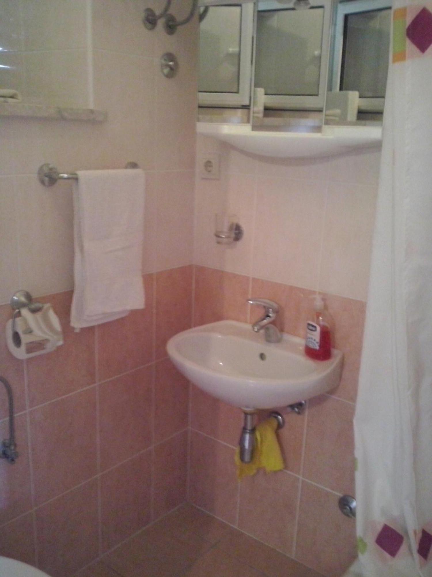 Apartments By The Sea Sumartin, Brac - 11658 Room photo